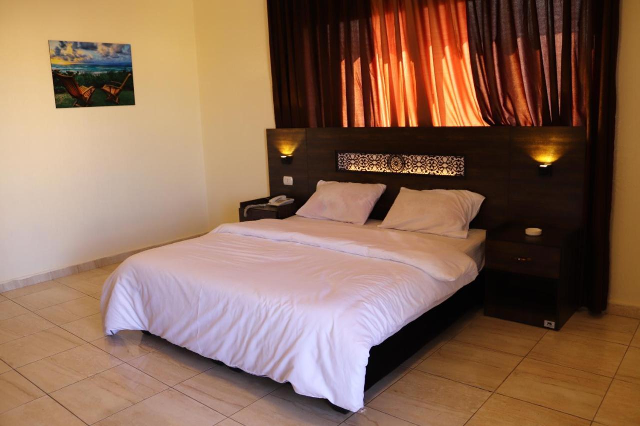 Eden Aqaba Hotel Eksteriør billede