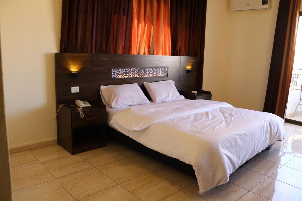 Eden Aqaba Hotel Eksteriør billede